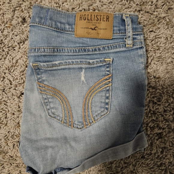 Hollister shorts - Picture 3 of 3